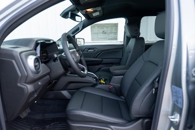 2025 Chevrolet Colorado Vehicle Photo in PLYMOUTH, MA 02360-4801