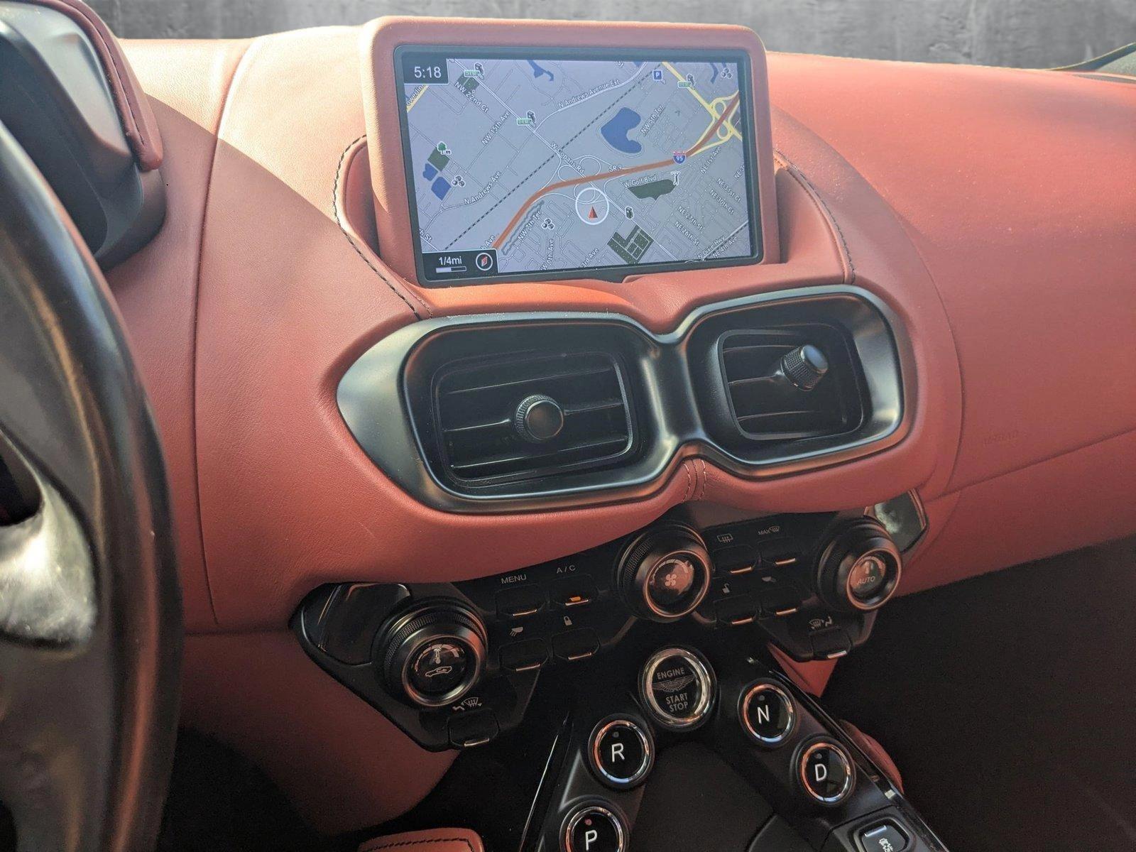 2021 Aston Martin Vantage Vehicle Photo in Pompano Beach, FL 33064