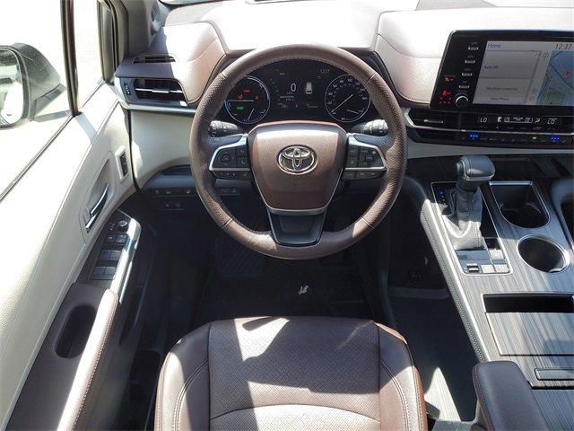 2022 Toyota Sienna Vehicle Photo in MILFORD, OH 45150-1684