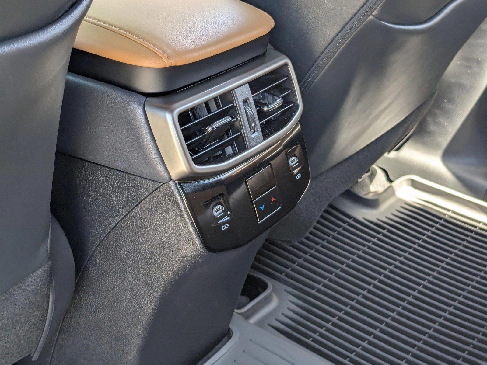 2024 Lexus RX 350 Vehicle Photo in Tampa, FL 33614