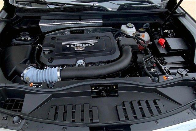 2024 Cadillac XT4 Vehicle Photo in TOPEKA, KS 66609-0000
