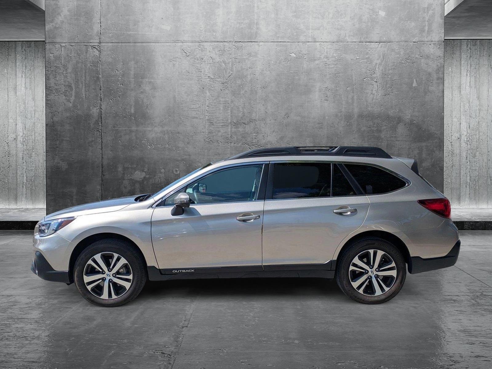2018 Subaru Outback Vehicle Photo in GREENACRES, FL 33463-3207