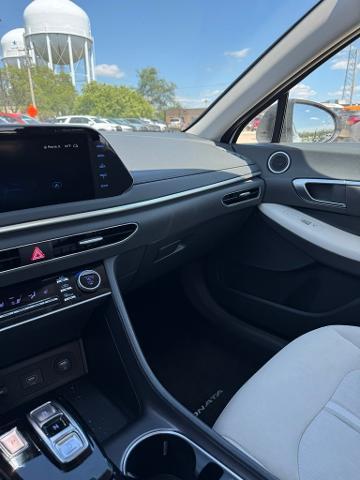 2023 Hyundai SONATA Vehicle Photo in Peoria, IL 61615