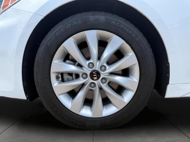 2018 Kia Optima Vehicle Photo in Appleton, WI 54914