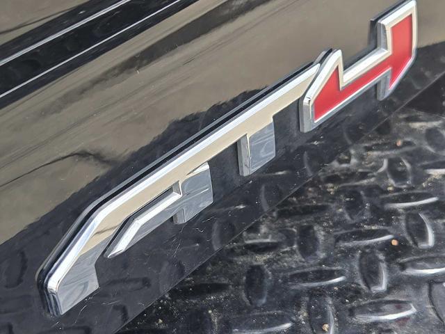 2024 GMC Sierra 2500 HD Vehicle Photo in DENTON, TX 76210-9321