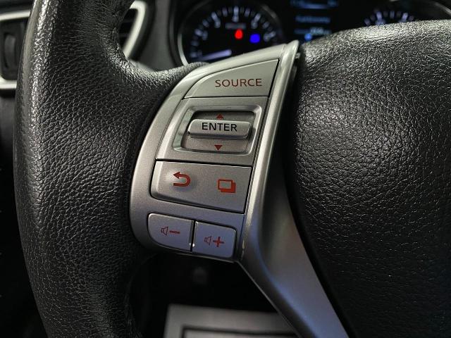 2016 Nissan Rogue Vehicle Photo in Appleton, WI 54913