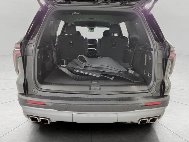 2025 Chevrolet Traverse Vehicle Photo in APPLETON, WI 54914-4656