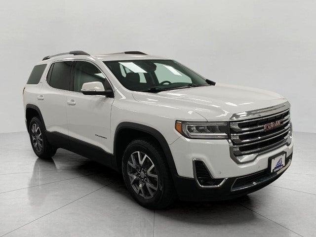 2023 GMC Acadia Vehicle Photo in Neenah, WI 54956