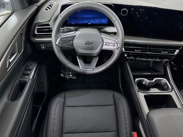2025 Chevrolet Traverse Vehicle Photo in PUYALLUP, WA 98371-4149