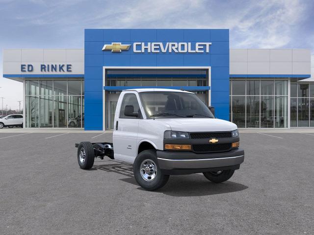 2025 Chevrolet Express Chassis 3500 Cutaway 139