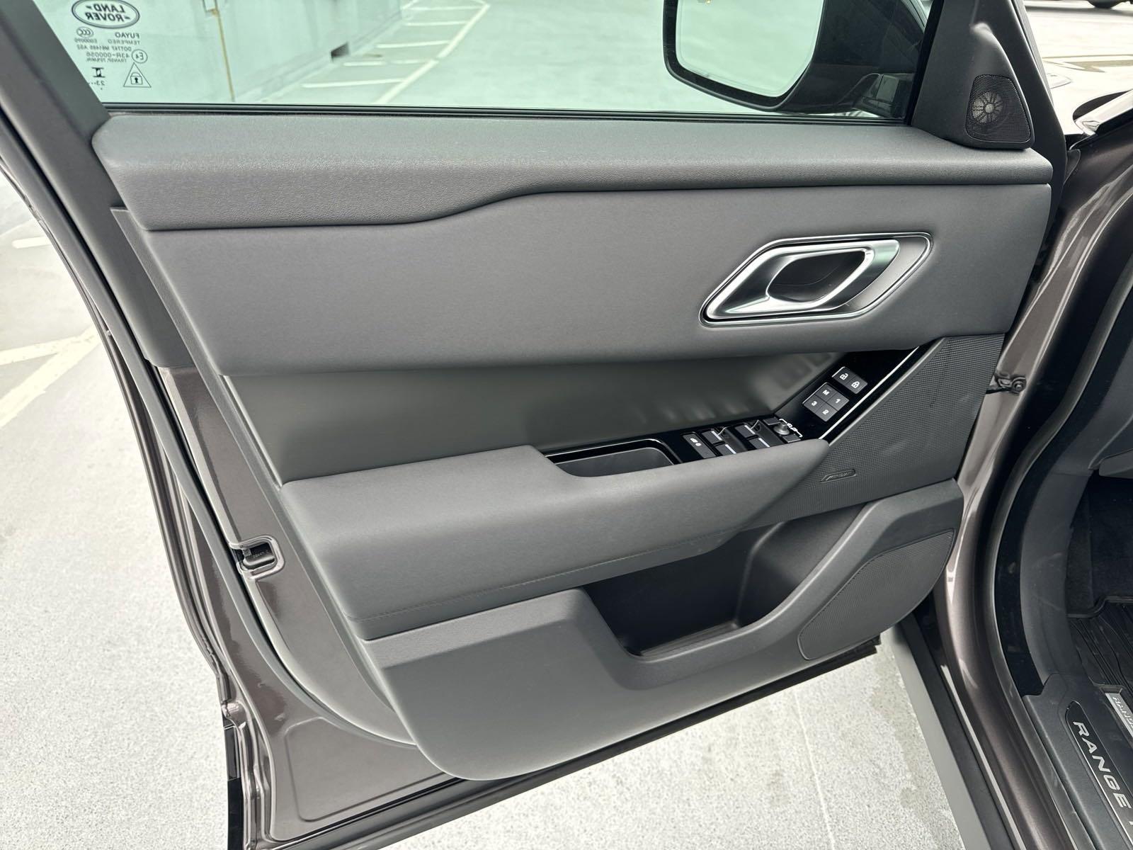 2025 Range Rover Velar Vehicle Photo in AUSTIN, TX 78717