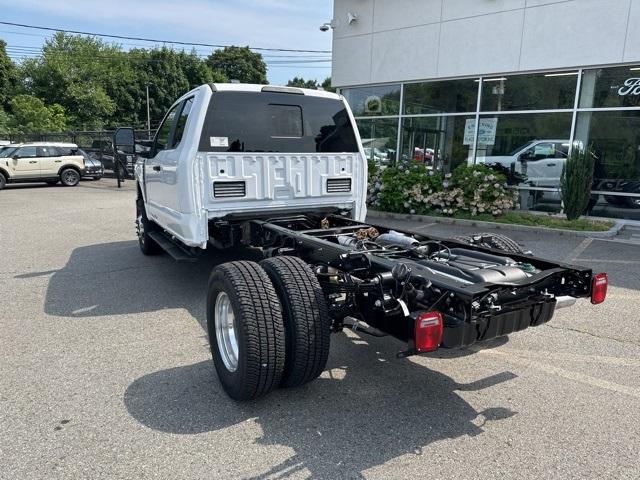 2024 Ford Super Duty F-350 DRW Vehicle Photo in Webster, MA 01570-1415