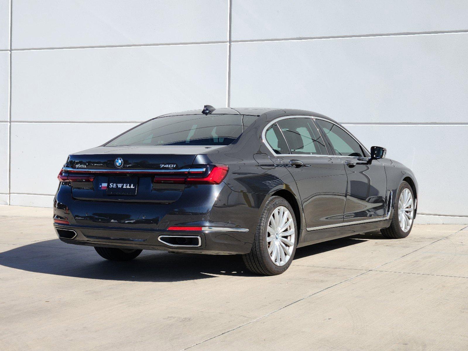 2022 BMW 740i Vehicle Photo in PLANO, TX 75024