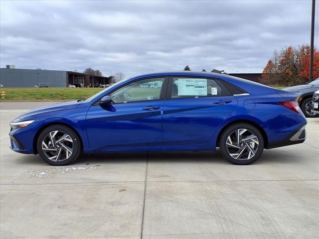 2025 Hyundai ELANTRA Vehicle Photo in Peoria, IL 61615