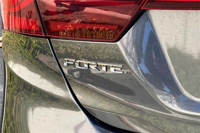 2021 Kia Forte LXS photo 48