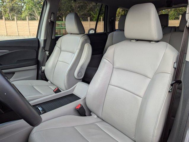 2022 Honda Pilot Vehicle Photo in San Antonio, TX 78230