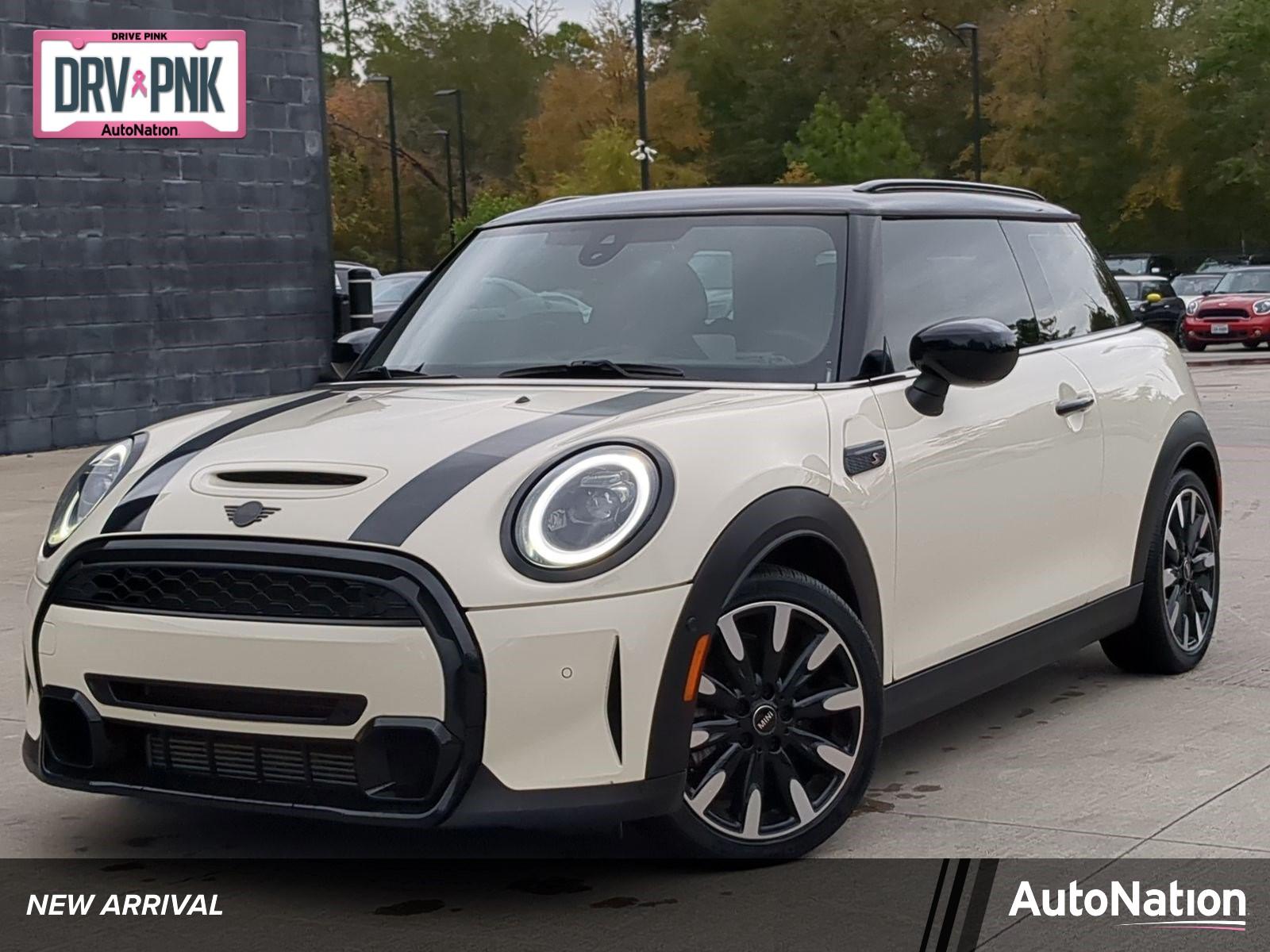 2022 MINI Cooper S Hardtop 2 Door Vehicle Photo in Sanford, FL 32771