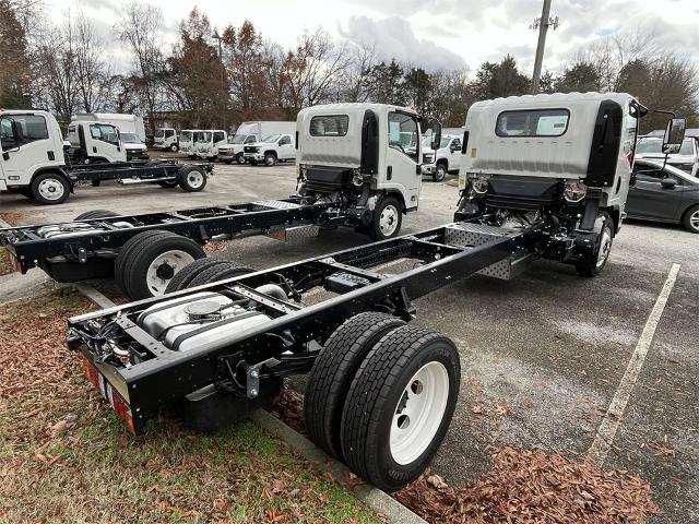 2025 Chevrolet Low Cab Forward 4500 Vehicle Photo in ALCOA, TN 37701-3235