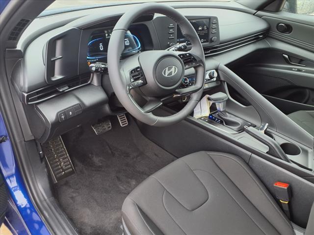 2025 Hyundai ELANTRA Vehicle Photo in Peoria, IL 61615