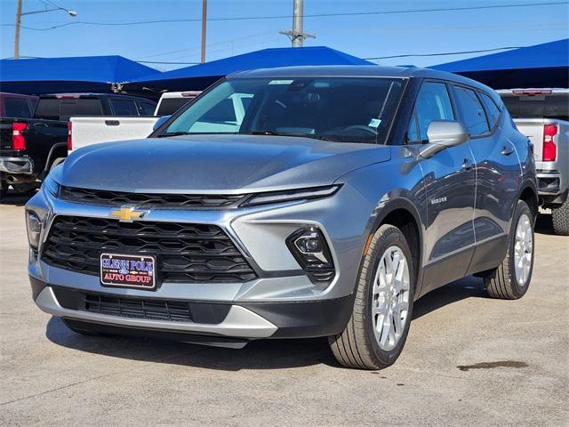 2025 Chevrolet Blazer Vehicle Photo in GAINESVILLE, TX 76240-2013