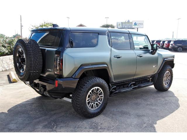 2024 GMC HUMMER EV SUV Vehicle Photo in ROSENBERG, TX 77471-5675