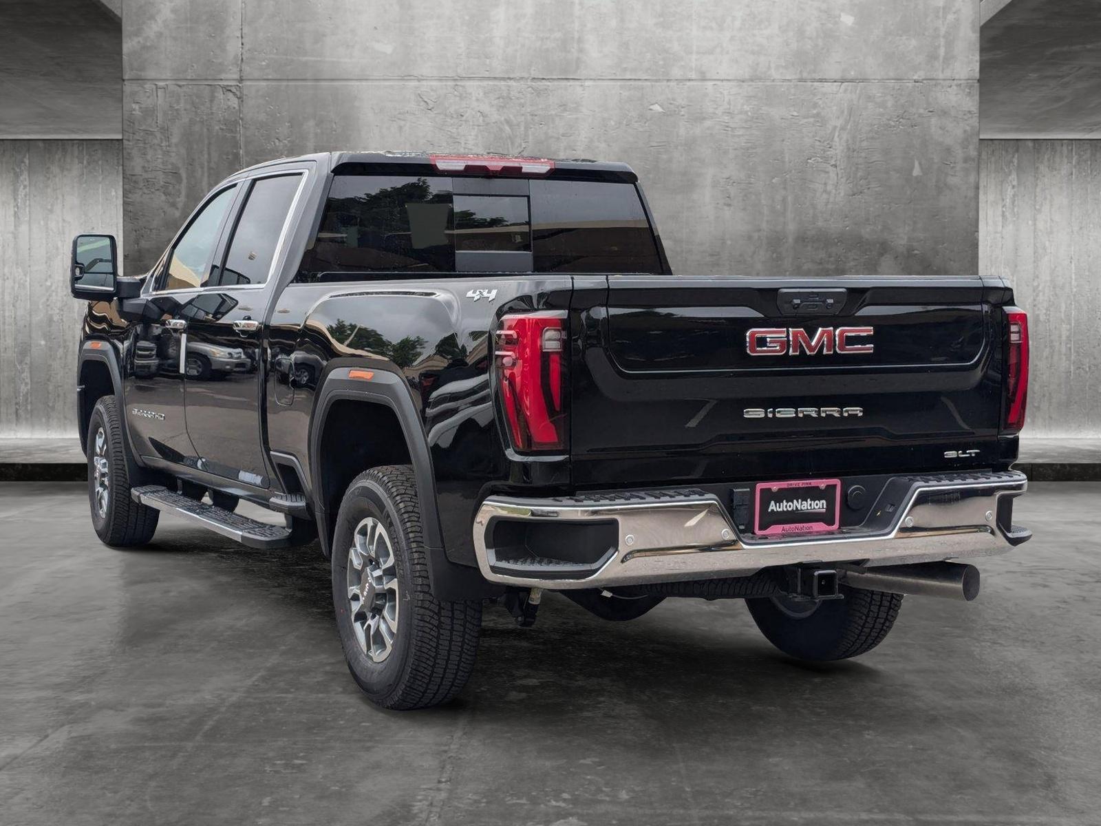 2024 GMC Sierra 2500 HD Vehicle Photo in LONE TREE, CO 80124-2750