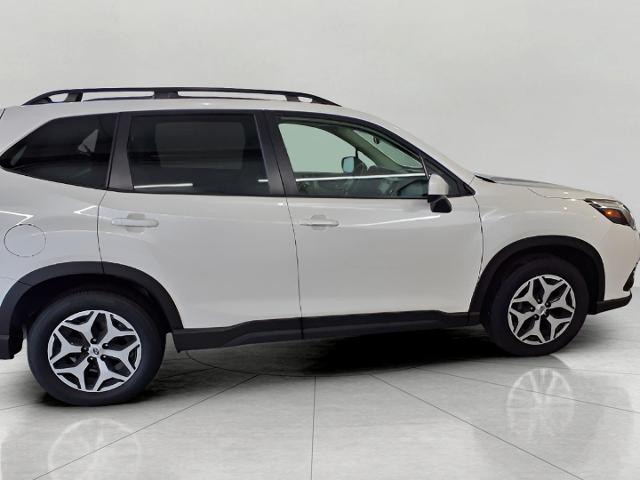 2022 Subaru Forester Vehicle Photo in Oshkosh, WI 54904