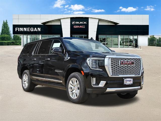 2024 GMC Yukon XL Vehicle Photo in ROSENBERG, TX 77471-5675