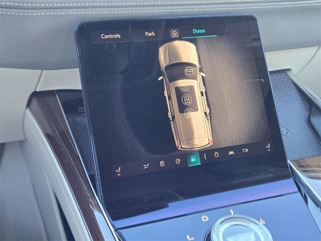 2025 Cadillac Escalade Vehicle Photo in Oklahoma City, OK 73114