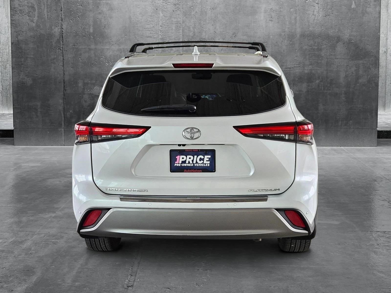 2022 Toyota Highlander Vehicle Photo in Henderson, NV 89014