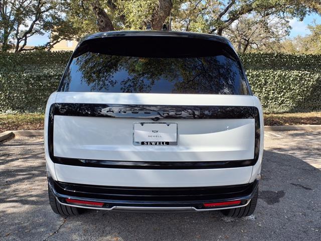 2024 Range Rover Vehicle Photo in SAN ANTONIO, TX 78230-1001