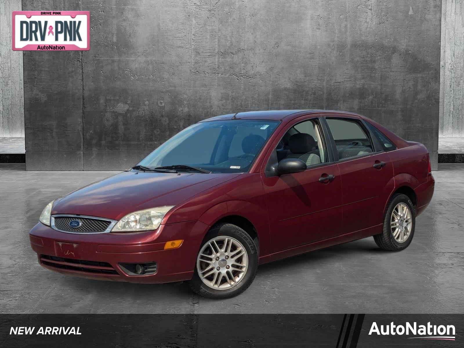 2006 Ford Focus Vehicle Photo in St. Petersburg, FL 33713