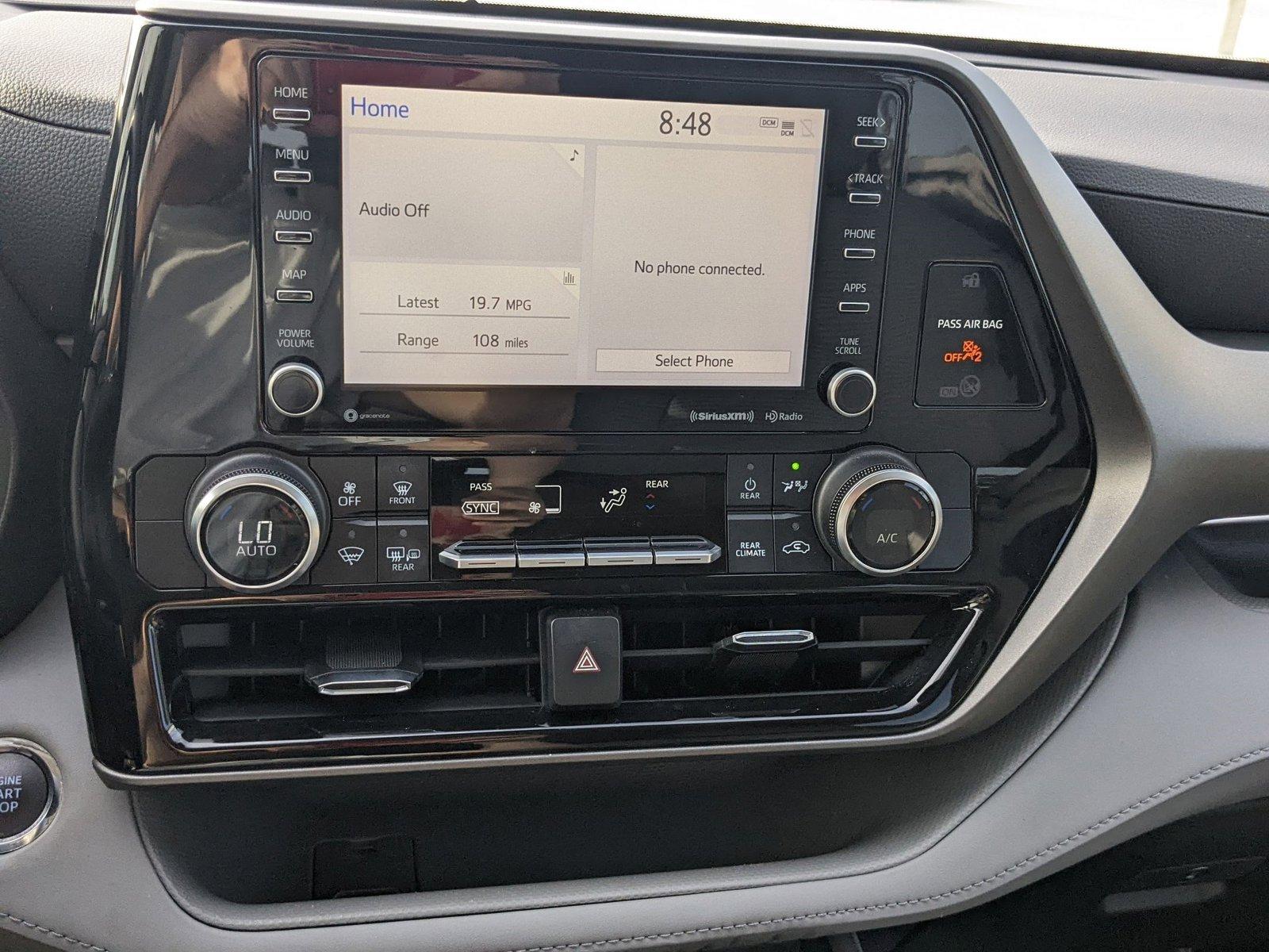 2022 Toyota Highlander Vehicle Photo in Davie, FL 33331