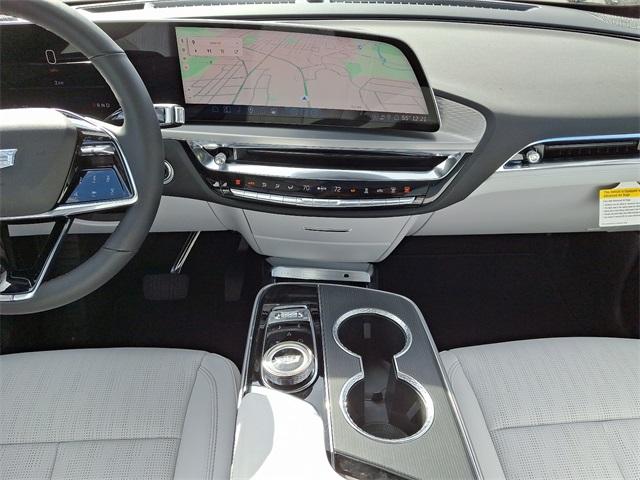 2025 Cadillac LYRIQ Vehicle Photo in ALLENTOWN, PA 18103-7399