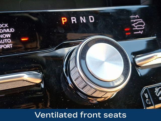2023 Jeep Grand Cherokee L Vehicle Photo in WATERTOWN, CT 06795-3318