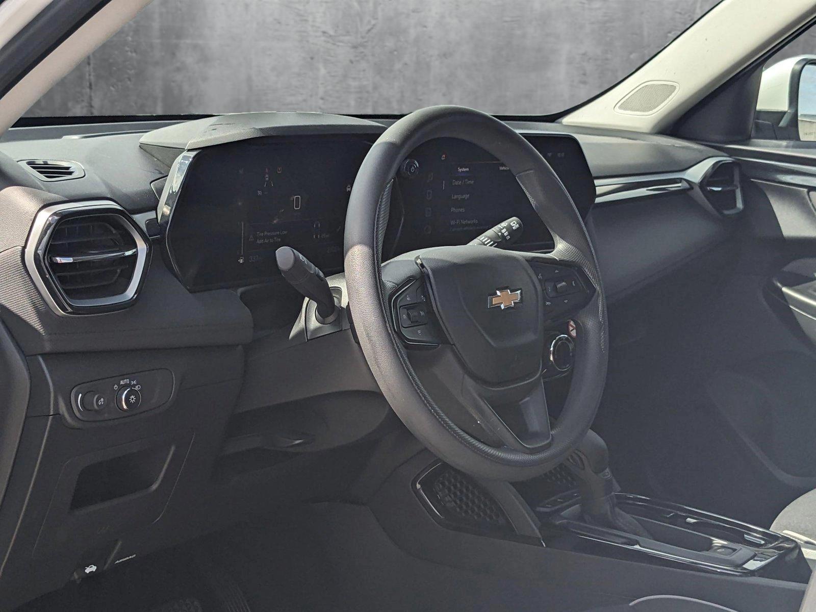 2024 Chevrolet Trailblazer Vehicle Photo in MIAMI, FL 33172-3015