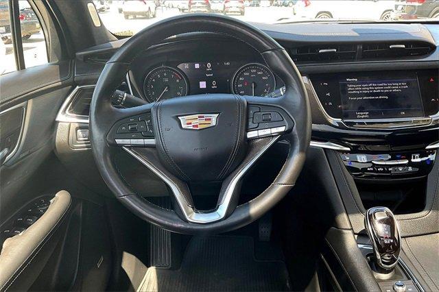 2024 Cadillac XT6 Vehicle Photo in TOPEKA, KS 66609-0000