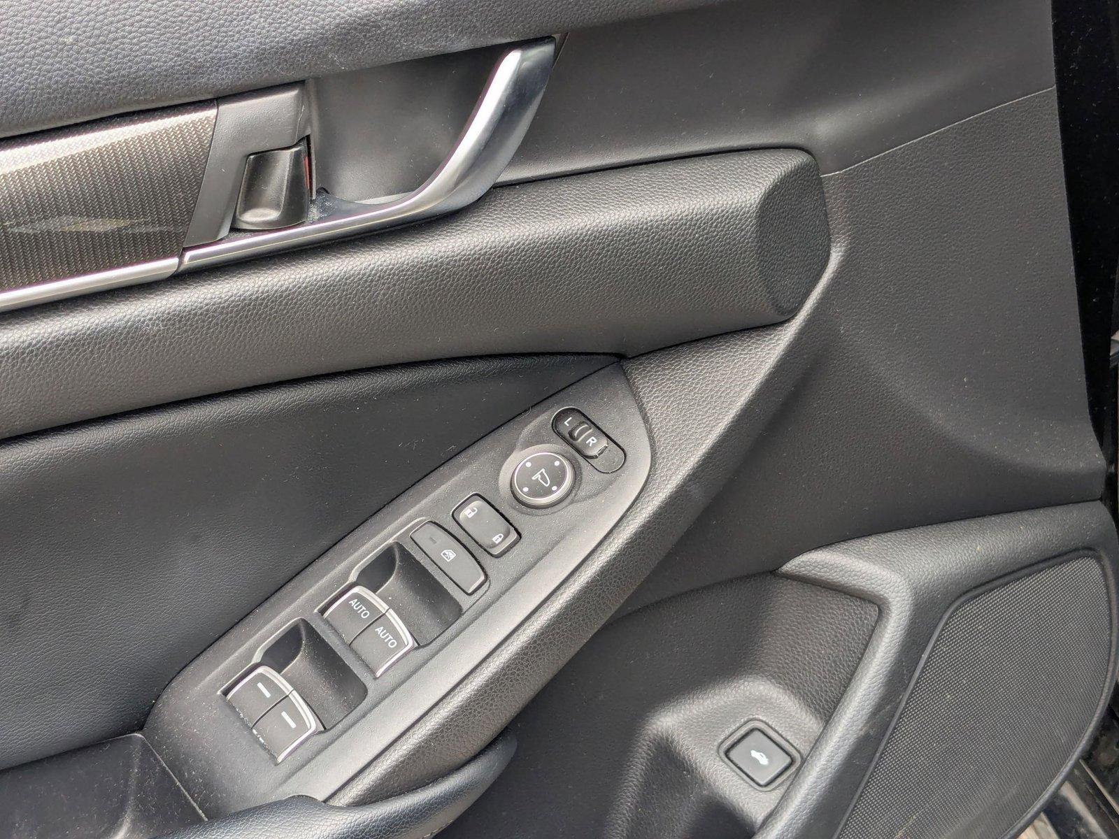 2018 Honda Accord Sedan Vehicle Photo in Tampa, FL 33614