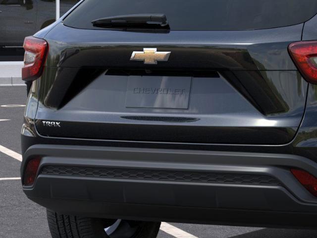 2025 Chevrolet Trax Vehicle Photo in Roslyn, NY 11576