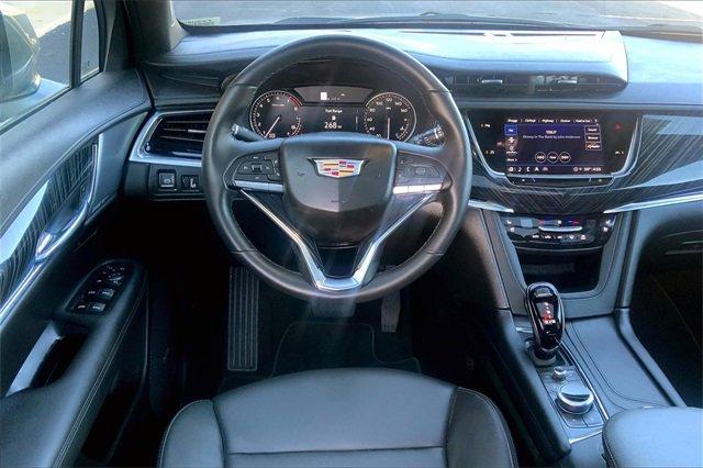 2024 Cadillac XT6 Vehicle Photo in INDEPENDENCE, MO 64055-1314