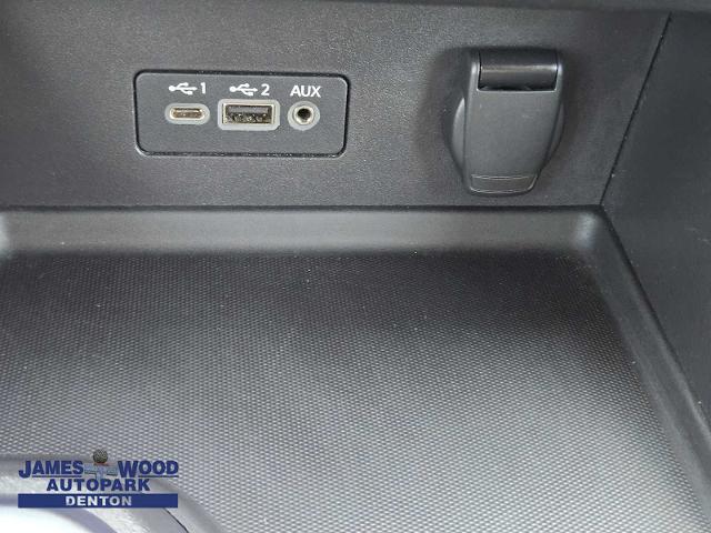 2020 Nissan Sentra Vehicle Photo in DENTON, TX 76210-9321