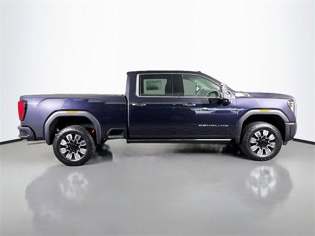 2025 GMC Sierra 3500 HD Vehicle Photo in PUYALLUP, WA 98371-4149