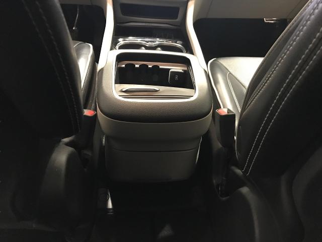2023 Chrysler Pacifica Vehicle Photo in GREEN BAY, WI 54303-3330