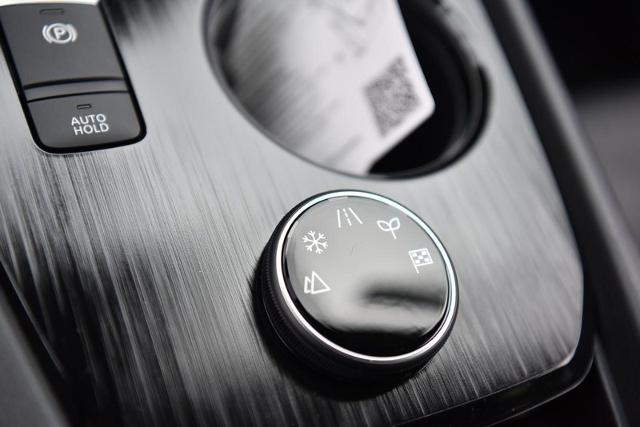2025 Nissan Rogue Vehicle Photo in Ballwin, MO 63011