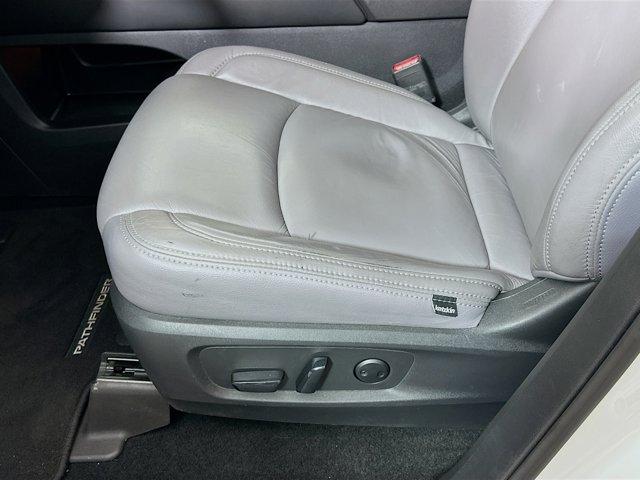 2022 Nissan Pathfinder Vehicle Photo in Flemington, NJ 08822