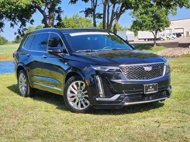 2022 Cadillac XT6 Vehicle Photo in DENTON, TX 76210-9321