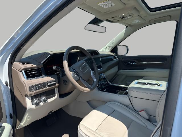 2022 GMC Yukon XL Vehicle Photo in MANITOWOC, WI 54220-5838