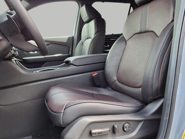 2025 Honda Pilot Vehicle Photo in Oshkosh, WI 54904