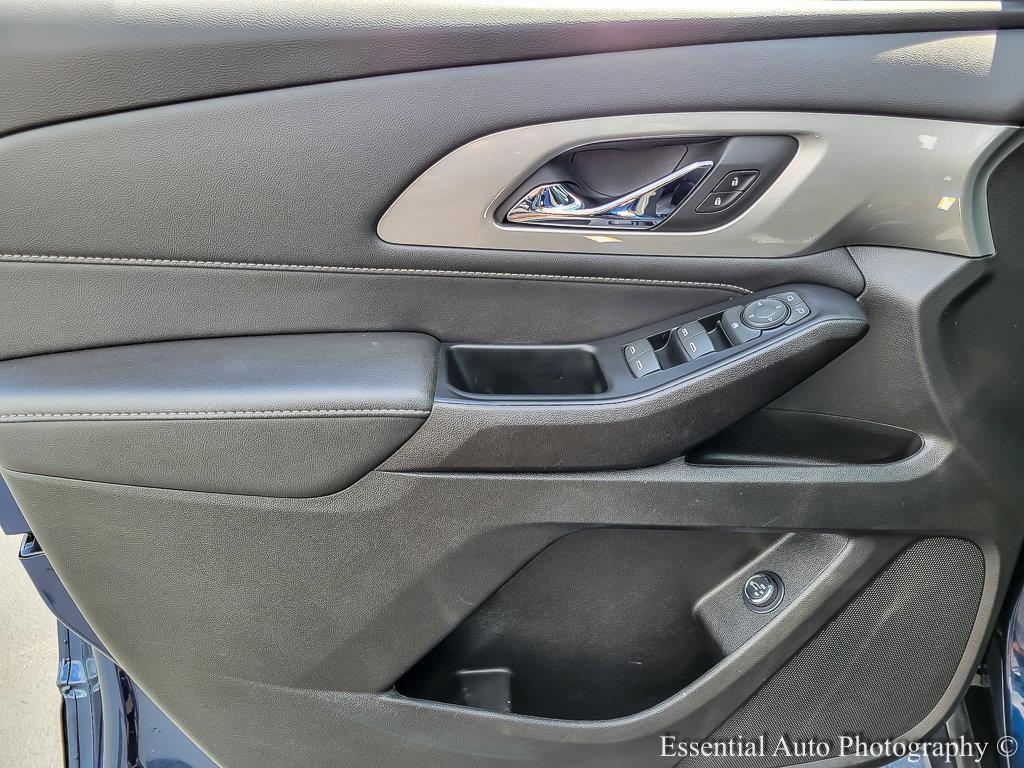 2023 Chevrolet Traverse Vehicle Photo in AURORA, IL 60503-9326