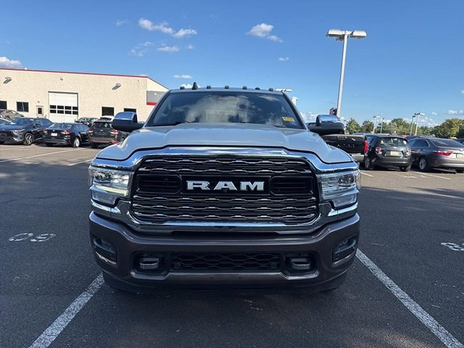 2022 Ram 3500 Vehicle Photo in Trevose, PA 19053